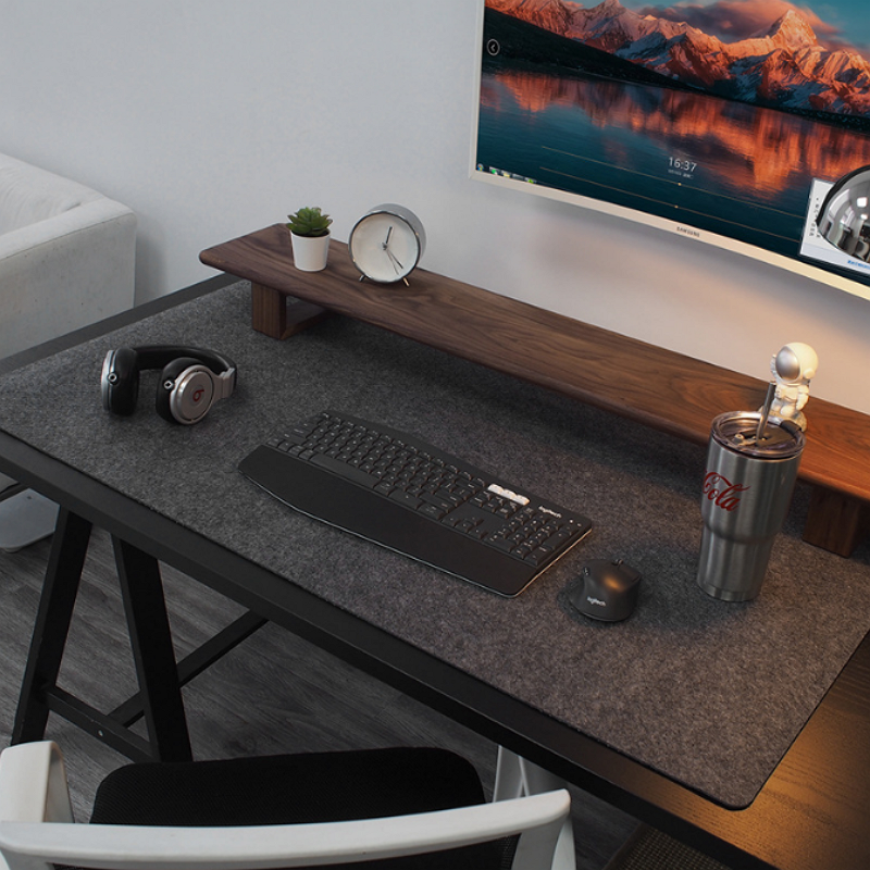 Extended Desk Pad — supplier example